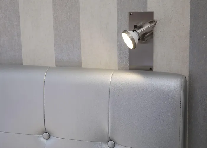 ソフト ホテル パリ